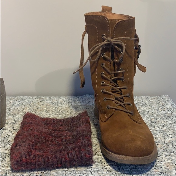 Suede lace up boots - with removable ankle warmers - Picture 3 of 6